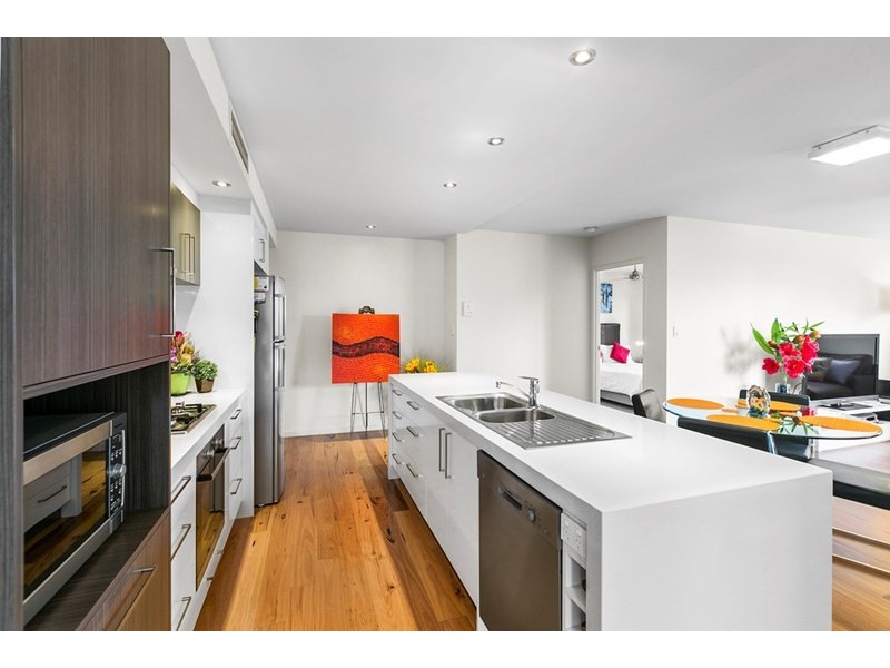 18/12 Barramul Street, Bulimba QLD 4171