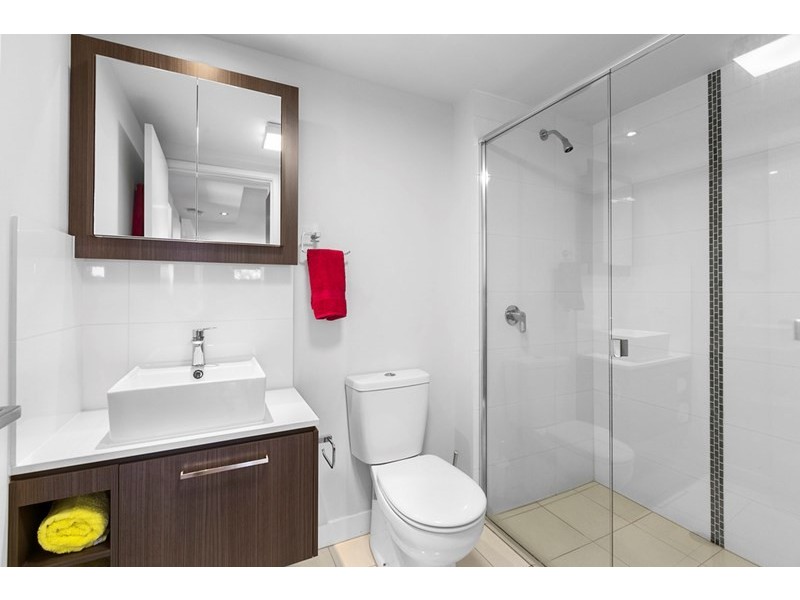 18/12 Barramul Street, Bulimba QLD 4171