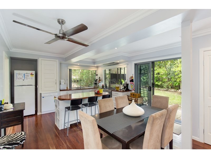 39 Paris Avenue, Morningside QLD 4170