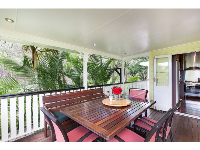 39 Paris Avenue, Morningside QLD 4170