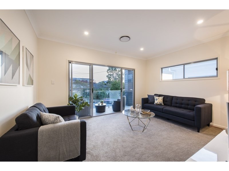 88 Stanley Road, Camp Hill QLD 4152