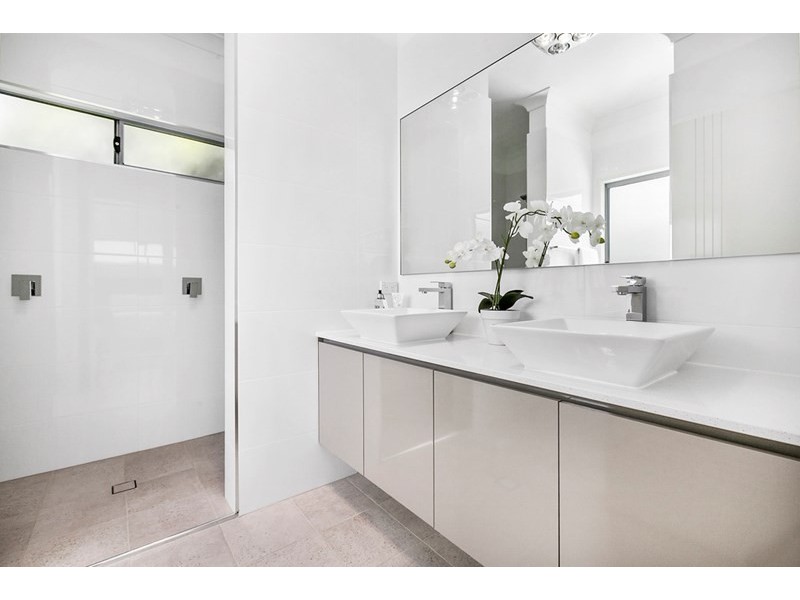 88 Stanley Road, Camp Hill QLD 4152