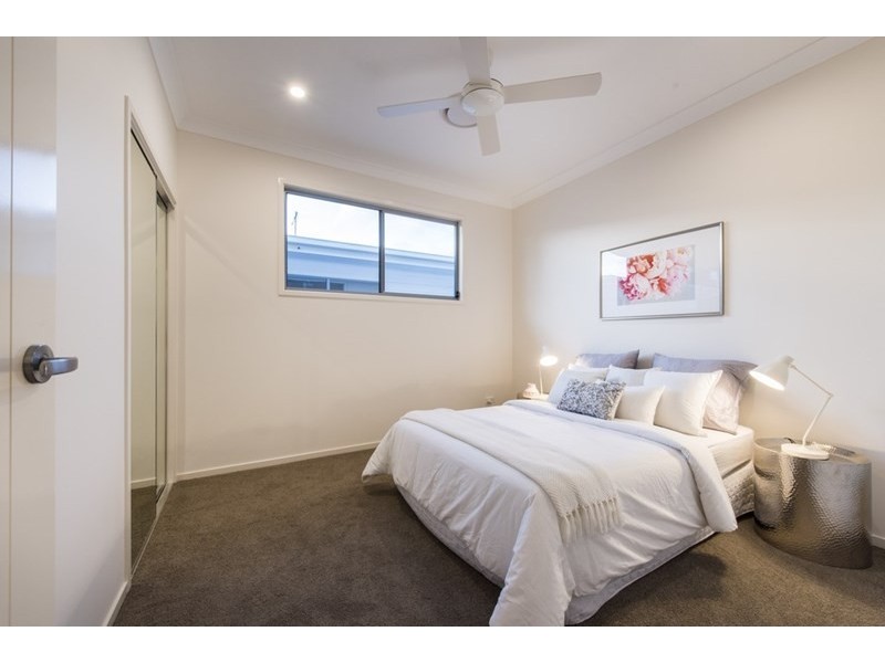 88 Stanley Road, Camp Hill QLD 4152