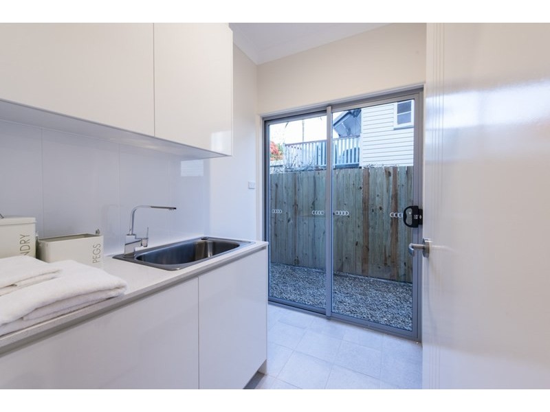 88 Stanley Road, Camp Hill QLD 4152