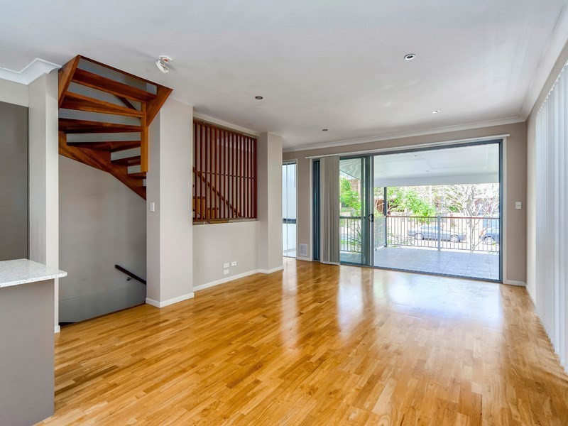 60 Dickson Street, Morningside QLD 4170