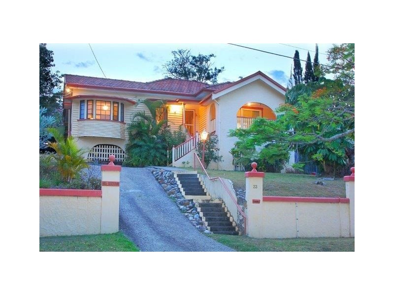 23 Thomson Street, Greenslopes QLD 4120