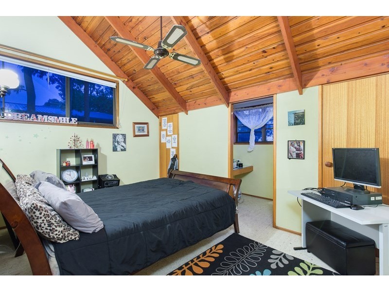 5 Baxton Place, Shailer Park QLD 4128