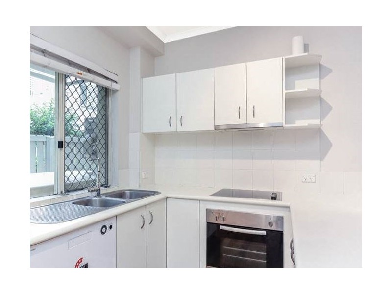 7/75 Riding Road, Hawthorne QLD 4171