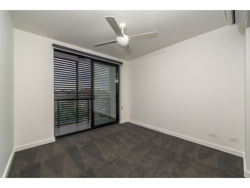 203/111 Kates, Morningside QLD 4170