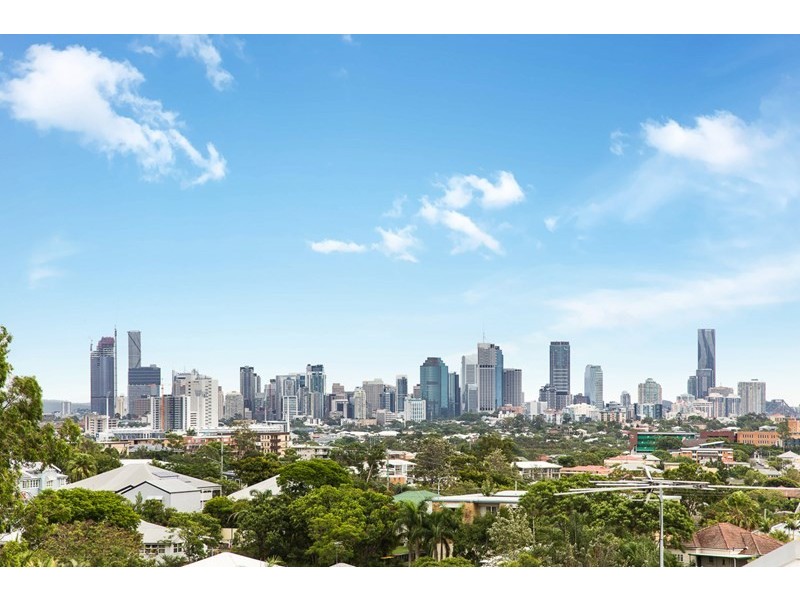 134 Sackville Street, Greenslopes QLD 4120