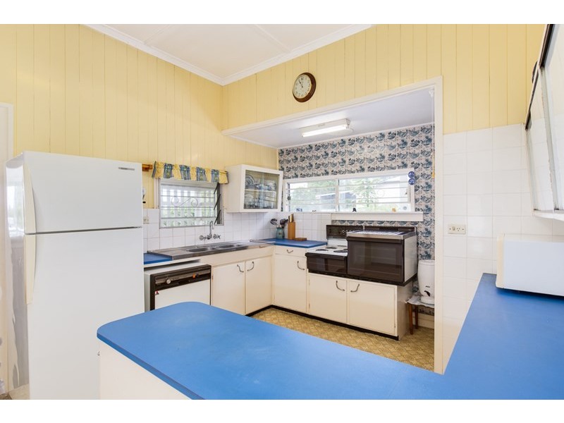 134 Sackville Street, Greenslopes QLD 4120