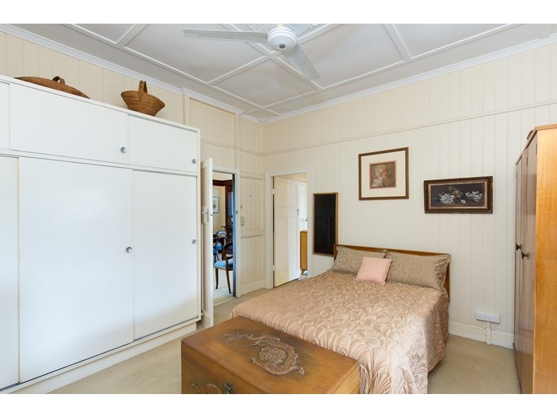 134 Sackville Street, Greenslopes QLD 4120