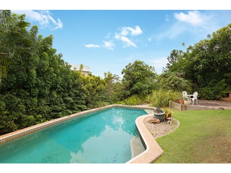 134 Sackville Street, Greenslopes QLD 4120