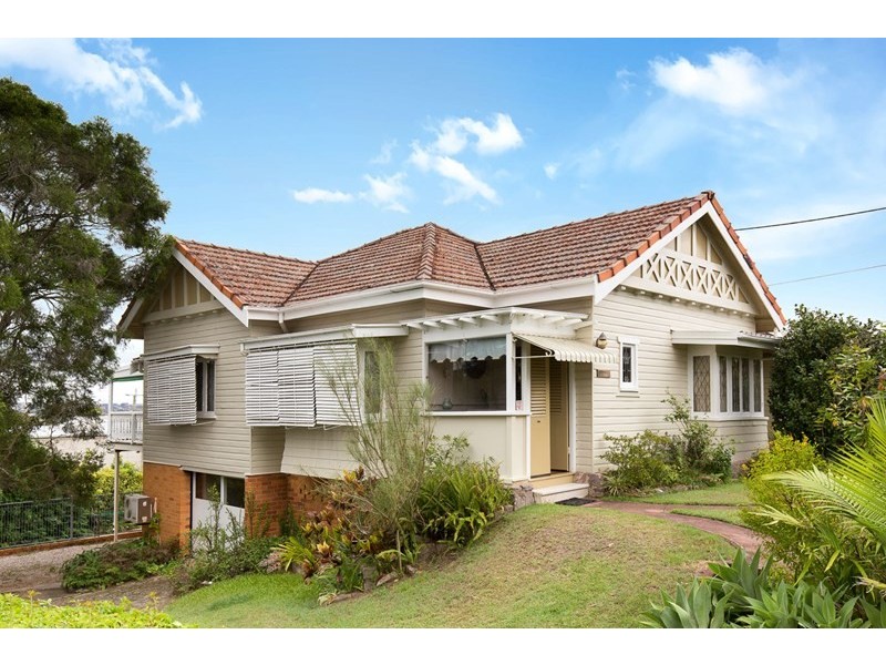 134 Sackville Street, Greenslopes QLD 4120