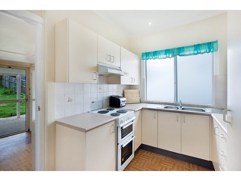 28 First Street, Camp Hill QLD 4152