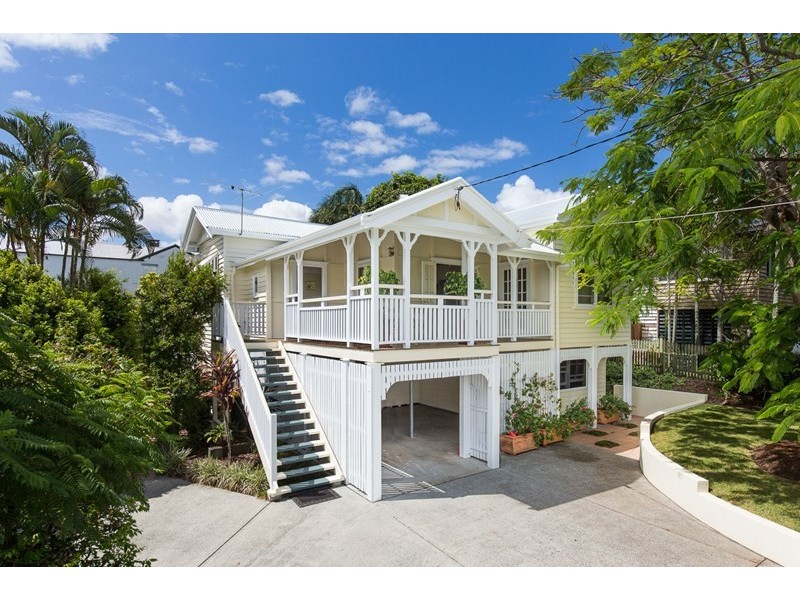 99 Elliott Street, Hawthorne QLD 4171