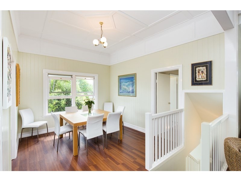 99 Elliott Street, Hawthorne QLD 4171