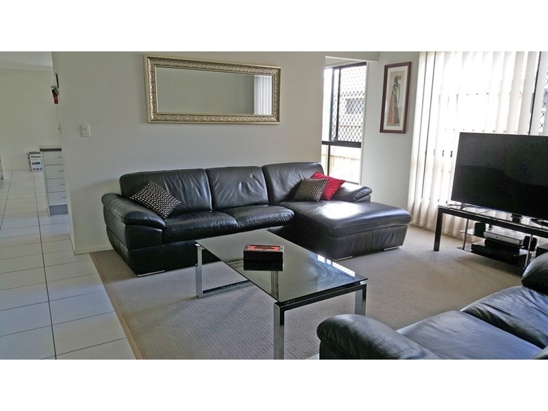 12 Acacia Street, Heathwood QLD 4110