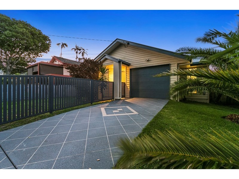 23 Carnation Street, Wynnum QLD 4178