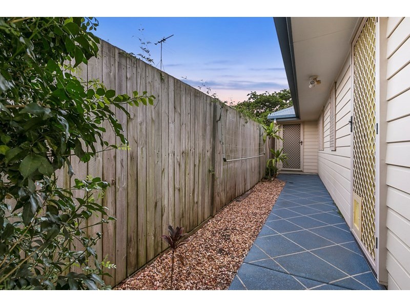23 Carnation Street, Wynnum QLD 4178