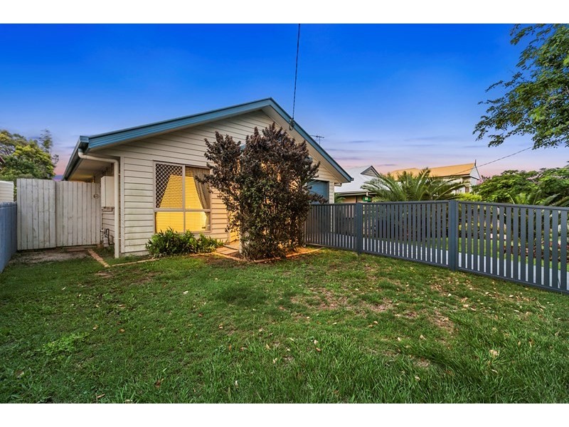 23 Carnation Street, Wynnum QLD 4178