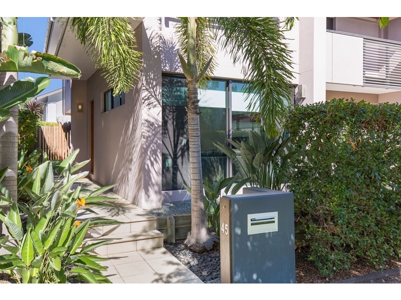 45 Shore Crescent, Bulimba QLD 4171