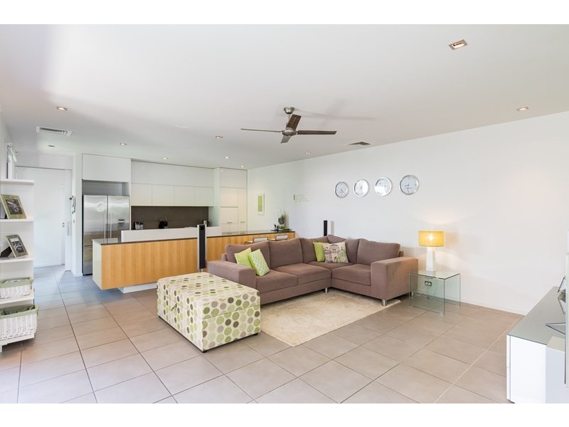 45 Shore Crescent, Bulimba QLD 4171