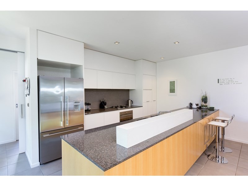 45 Shore Crescent, Bulimba QLD 4171