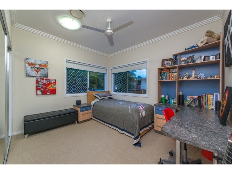 51 Condamine Drive, Sinnamon Park QLD 4073
