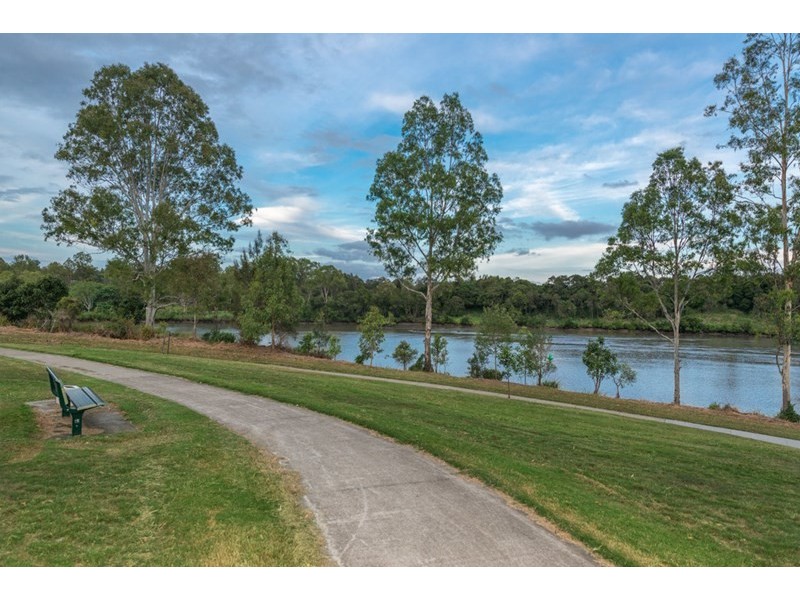 51 Condamine Drive, Sinnamon Park QLD 4073