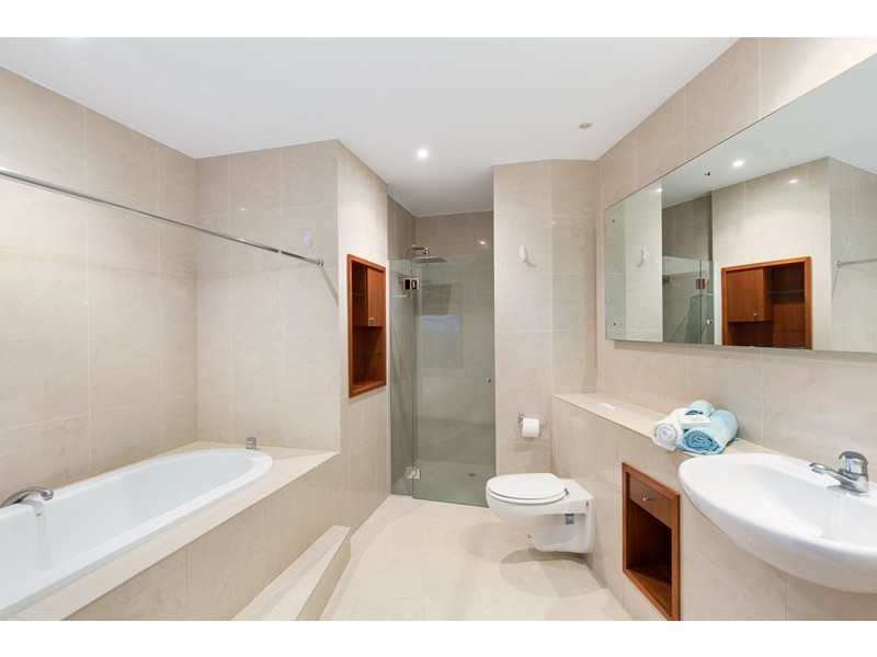 34 Quirinal Crescent, Seven Hills QLD 4170