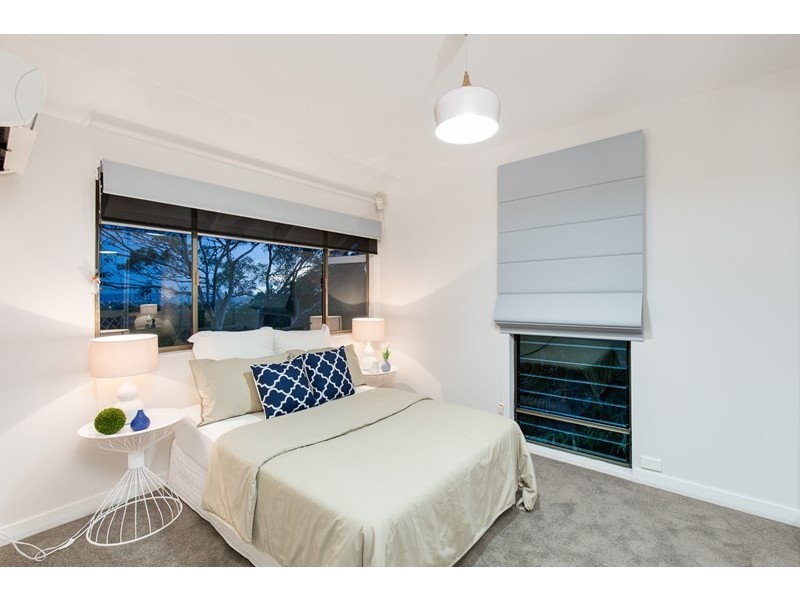 34 Quirinal Crescent, Seven Hills QLD 4170