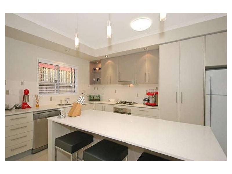 32 Olive Street, Morningside QLD 4170