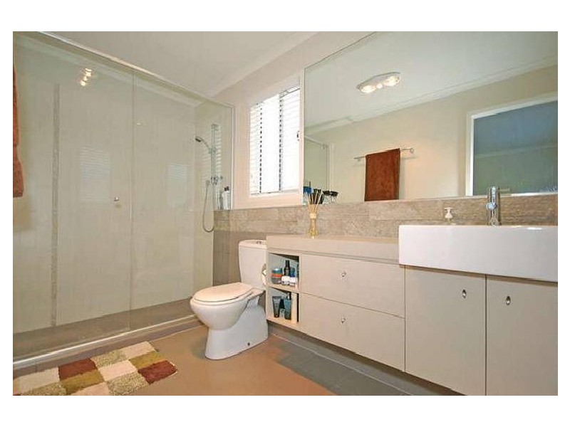 32 Olive Street, Morningside QLD 4170
