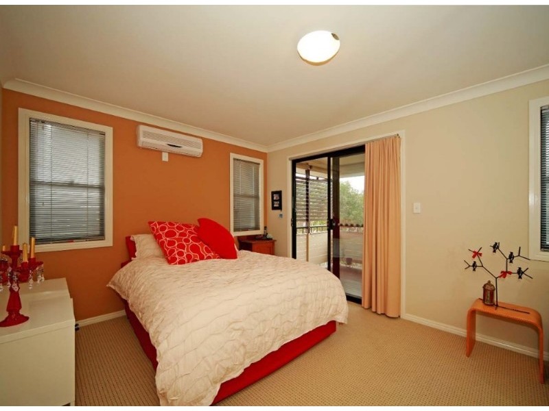 4/61 Riding Road, Hawthorne QLD 4171