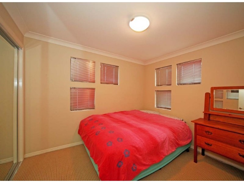 4/61 Riding Road, Hawthorne QLD 4171