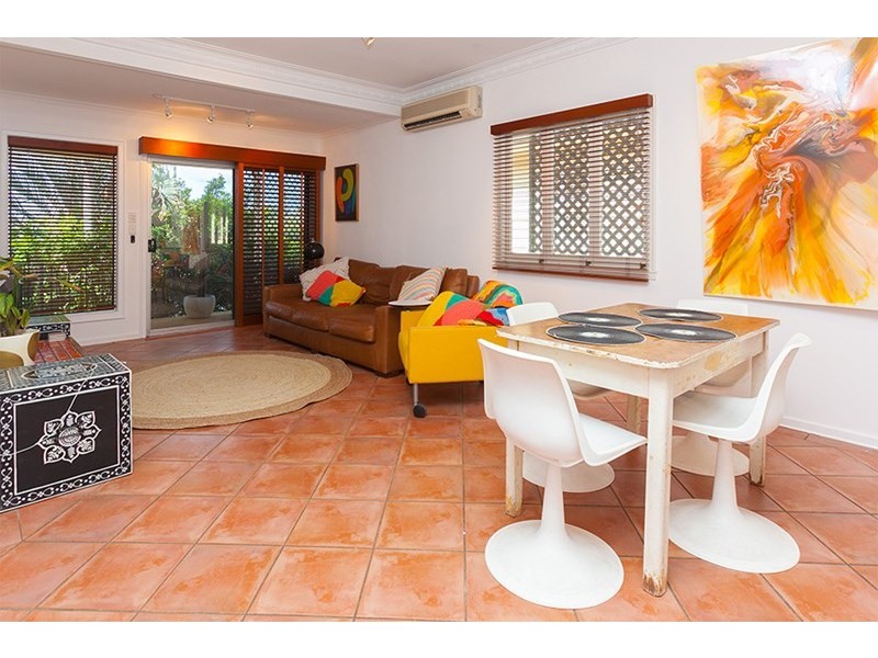 1 Corn Street, Holland Park West QLD 4121