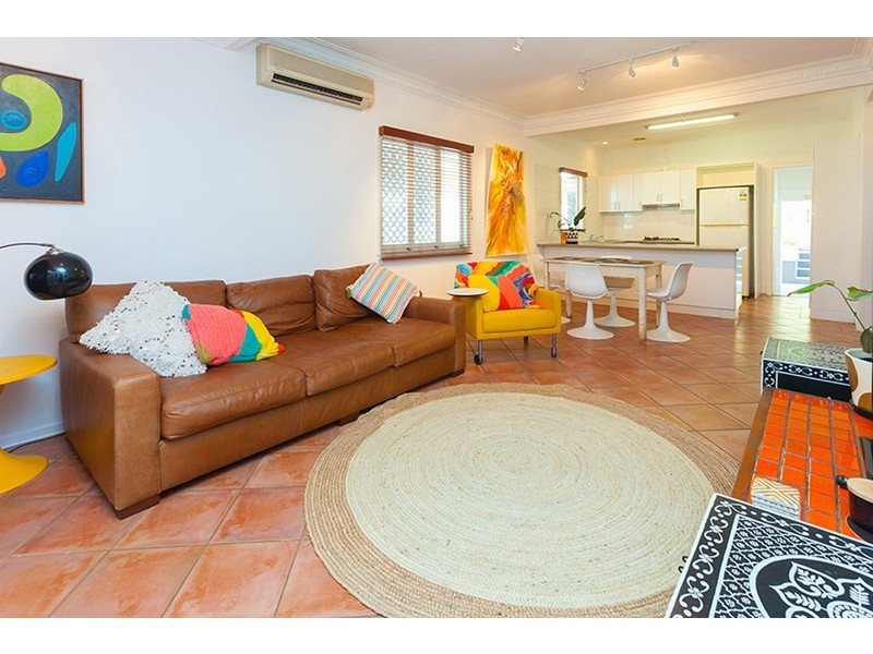 1 Corn Street, Holland Park West QLD 4121