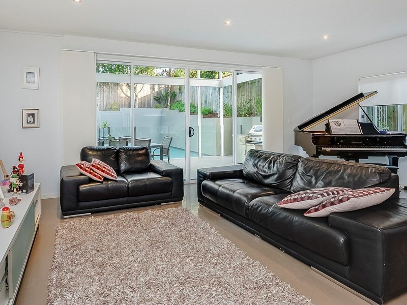 35 Margaret Street, Camp Hill QLD 4152