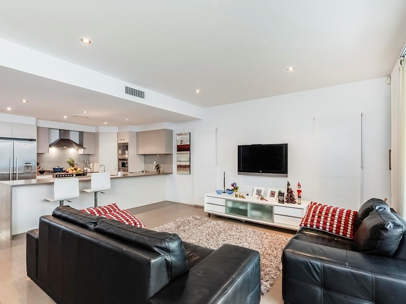 35 Margaret Street, Camp Hill QLD 4152