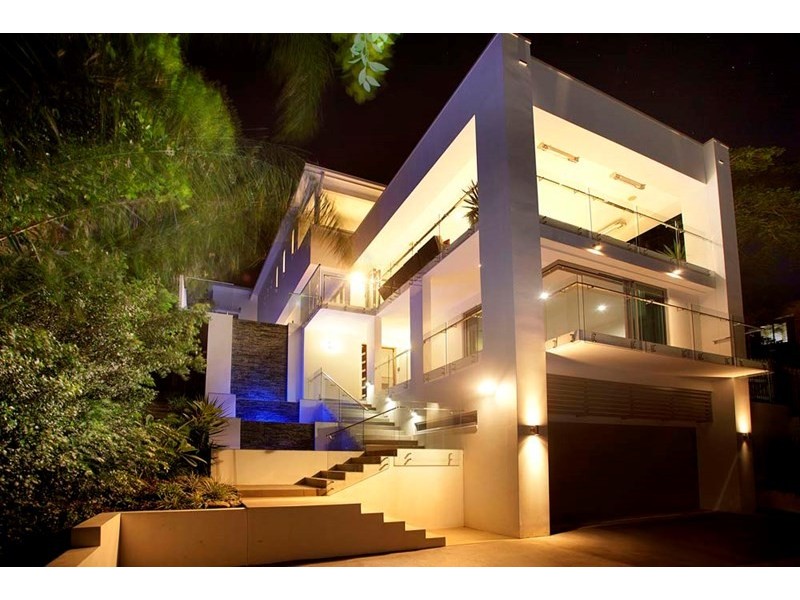 27 Dilkera Street, Balmoral QLD 4171