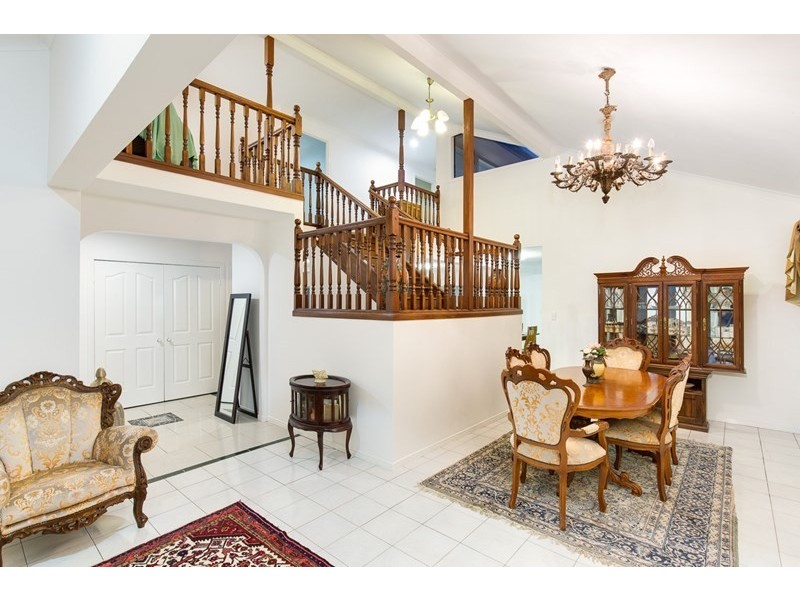 562 Creek Road, Mount Gravatt East QLD 4122