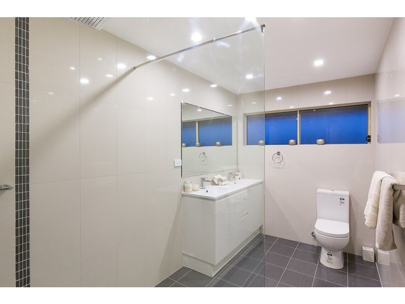 562 Creek Road, Mount Gravatt East QLD 4122