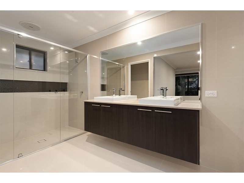 18 Selangor Place, Carina QLD 4152