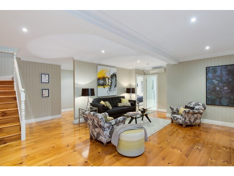 70 Raff Avenue, Holland Park QLD 4121