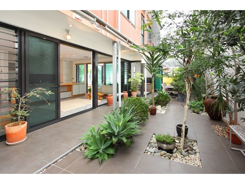 6 Ebb Court, Bulimba QLD 4171