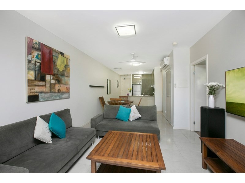 1/70 Durham Street, St Lucia QLD 4067