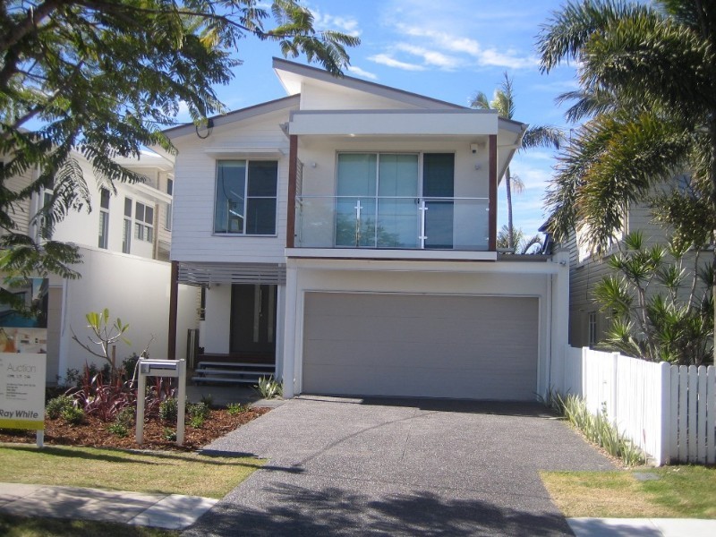 74 Stuart Street, Bulimba QLD 4171
