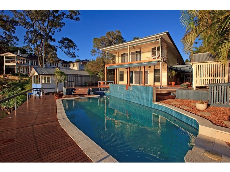30 Aaron Street, Hawthorne QLD 4171