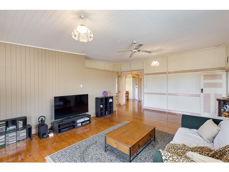 21 Florence Street, Carina QLD 4152